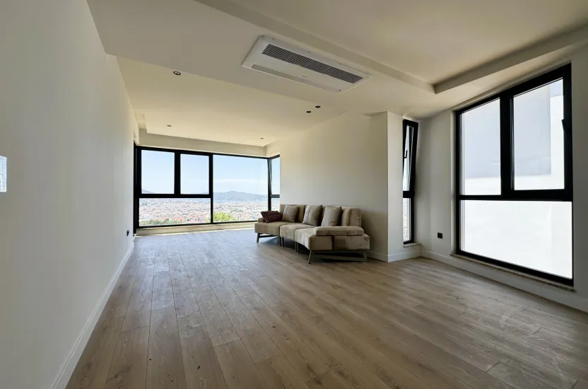 RESIDENCE 222 | SUNDIAL