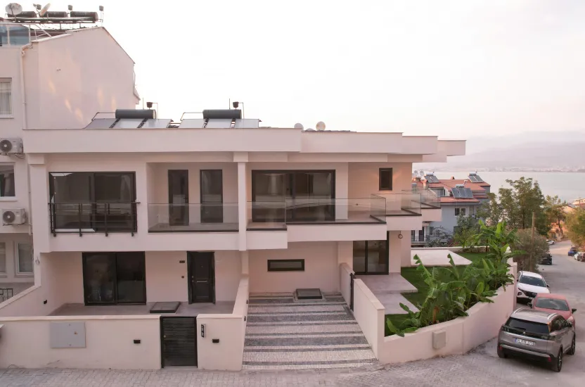 VILLA KARAGÖZLER
