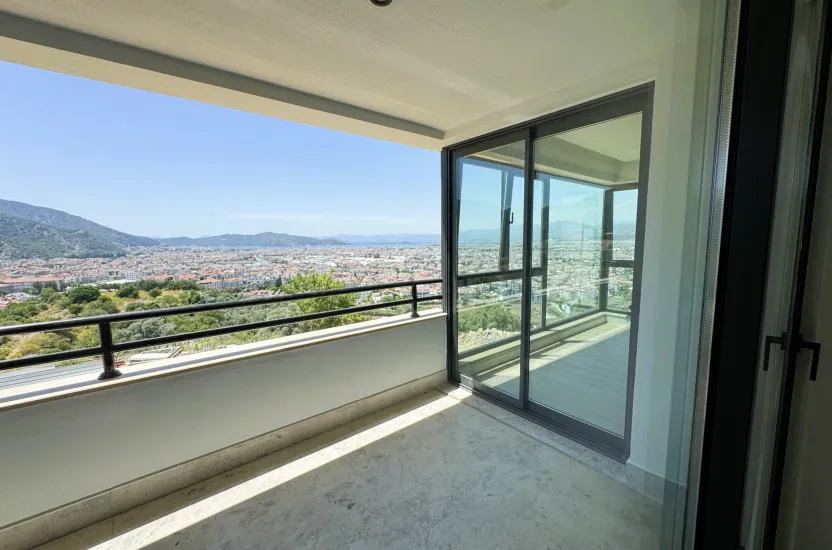 RESIDENCE 222 | SUNDIAL